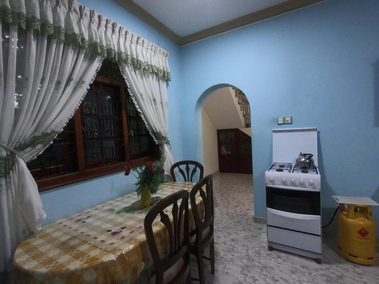 Villa Girilena Hikkaduwa Buitenkant foto